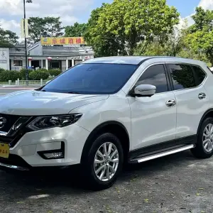 Nissan X-Trail 2018 из Китая