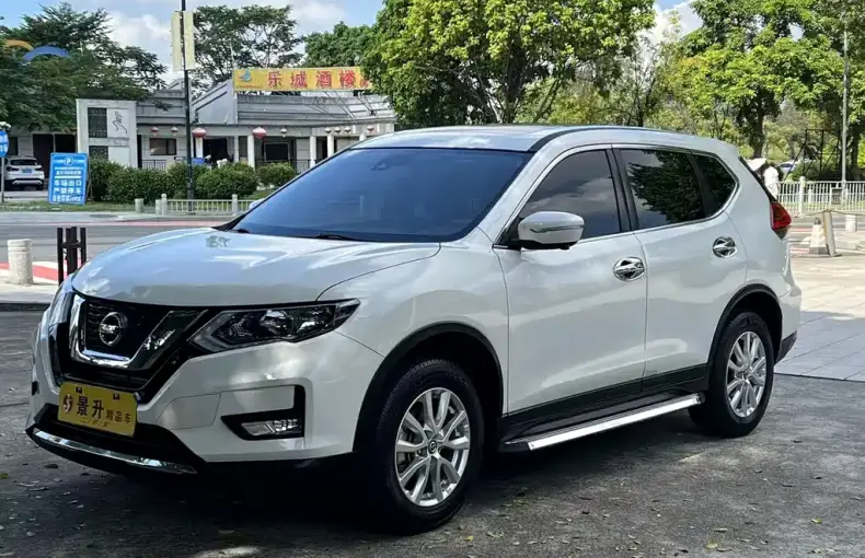Nissan X-Trail 2018 из Китая