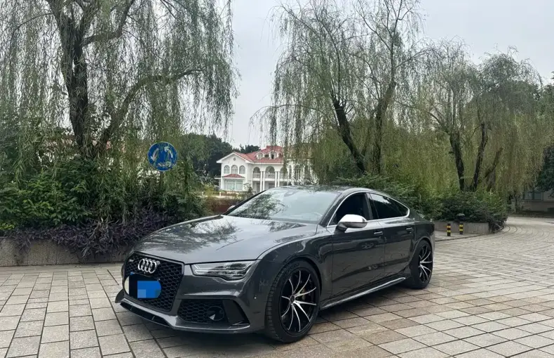 Audi RS 7 2016 из Китая