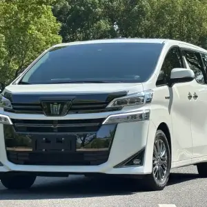 Toyota Vellfire 2023 из Китая