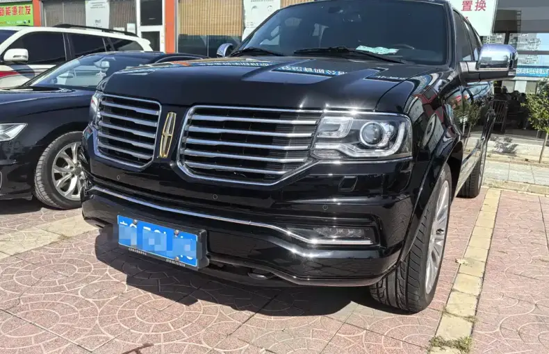Lincoln Navigator 2017 из Китая