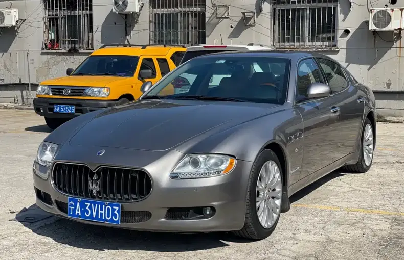 Maserati Quattroporte 2010 из Китая