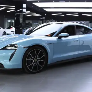 Porsche Taycan 2023 из Китая