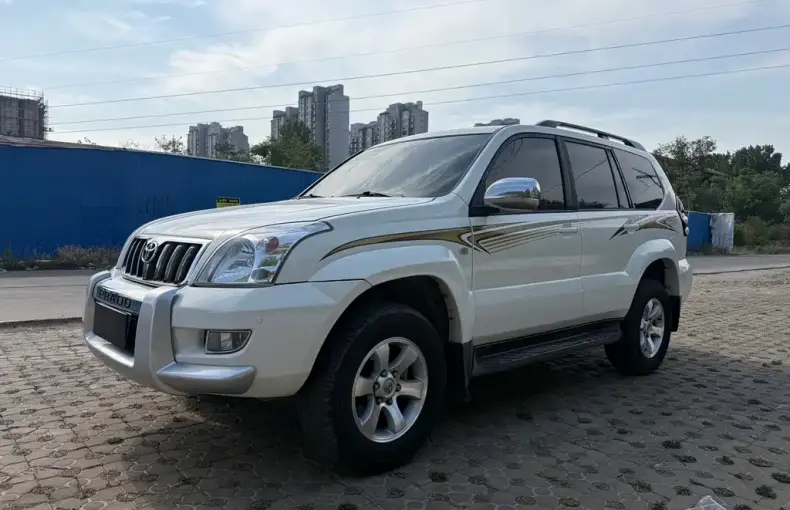 Toyota Prado (Import) 2009 из Китая