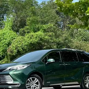 Toyota Sienna 2022 из Китая