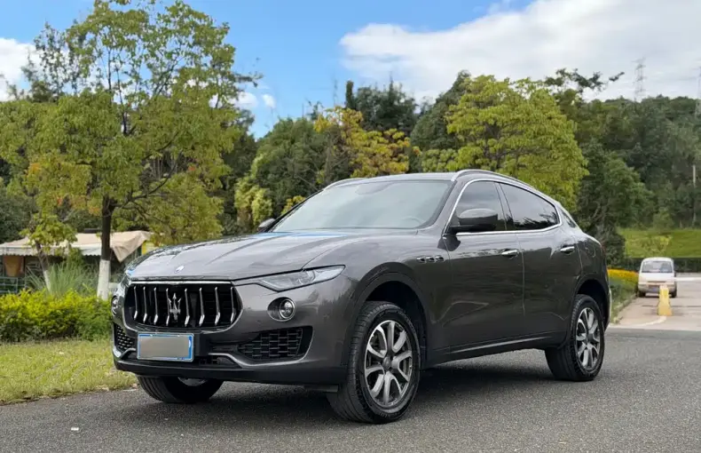 Maserati Levante 2018 из Китая