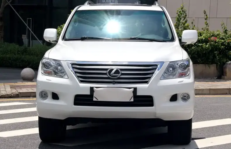 Lexus LX 2012 из Китая