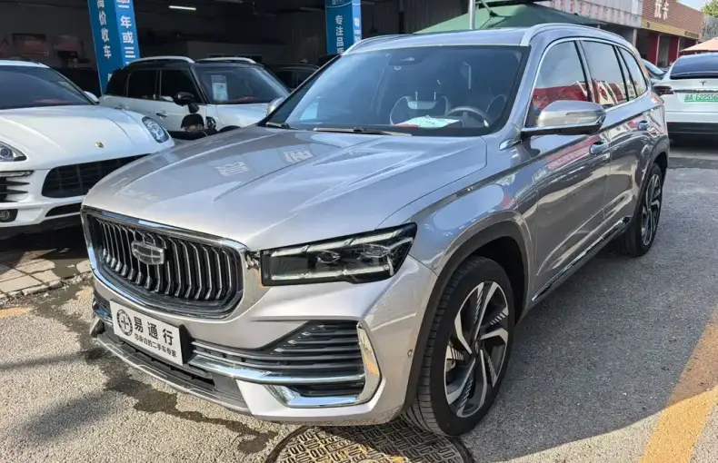 Geely Xingyue L 2023 из Китая