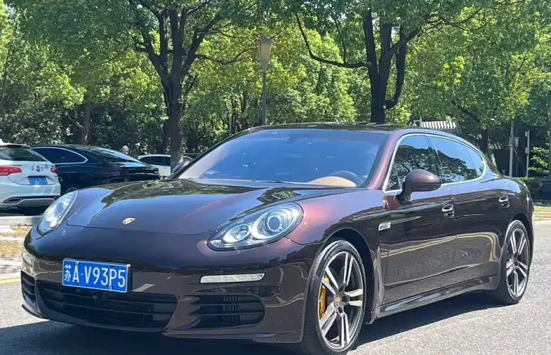 Porsche Panamera 2014 из Китая