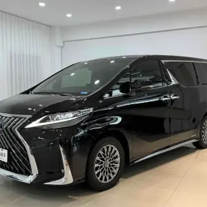 Lexus LM 2022 из Китая