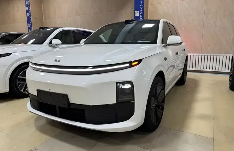 Li Auto Li L6 2024 из Китая