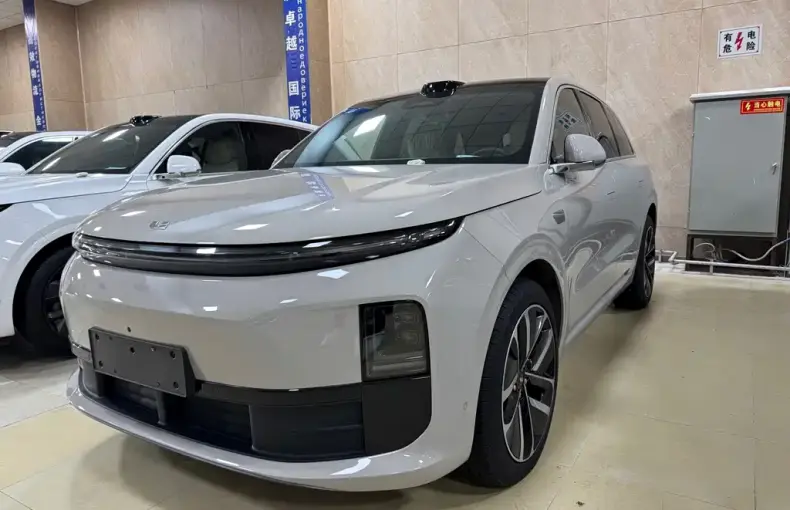Li Auto Li L6 2024 из Китая