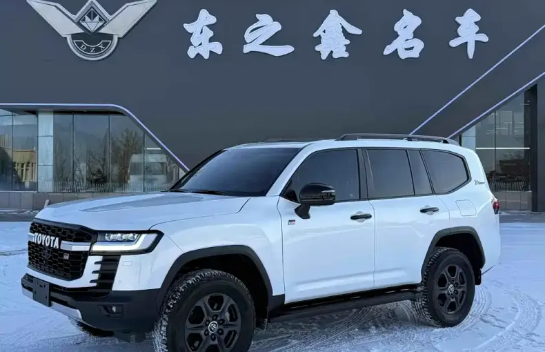 Toyota Land Cruiser 2025 из Китая