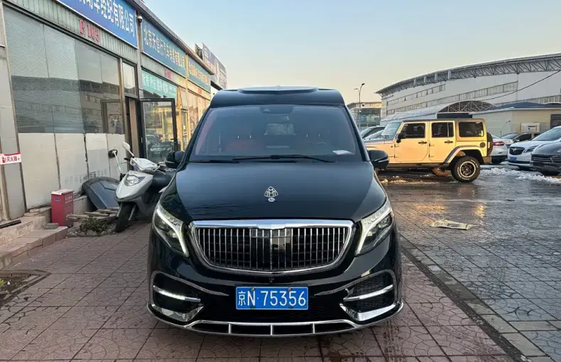 Mercedes-Benz V-Class 2020 из Китая