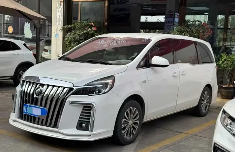 Buick GL8 2020 из Китая