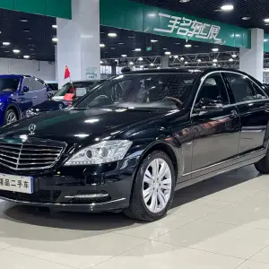 Mercedes-Benz S-Class 2011 435 л.с. из Китая