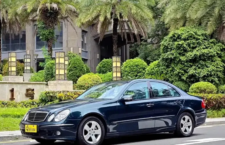 Mercedes-Benz E-Class (Import) 2006 из Китая
