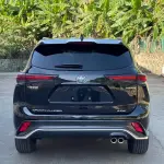 Toyota Crown Kluger 2023 237 л.с. из Китая