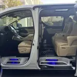 Toyota Alphard 2023 из Китая