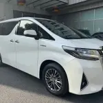 Toyota Alphard 2023 из Китая