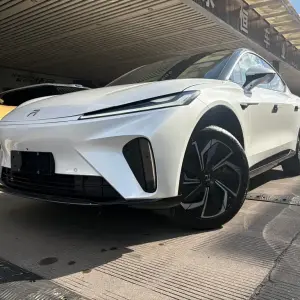Roewe Feifan R7 из Китая