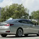 Lexus ES 2019 178 л.с. из Китая