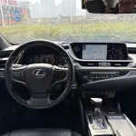 Lexus ES 2019 178 л.с. из Китая