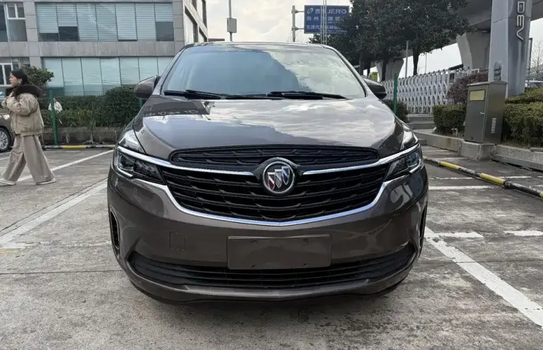Buick GL8 2020 из Китая