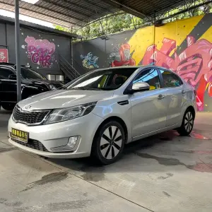 Kia K2 2013 из Китая