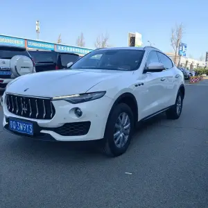Maserati Levante 2017 из Китая