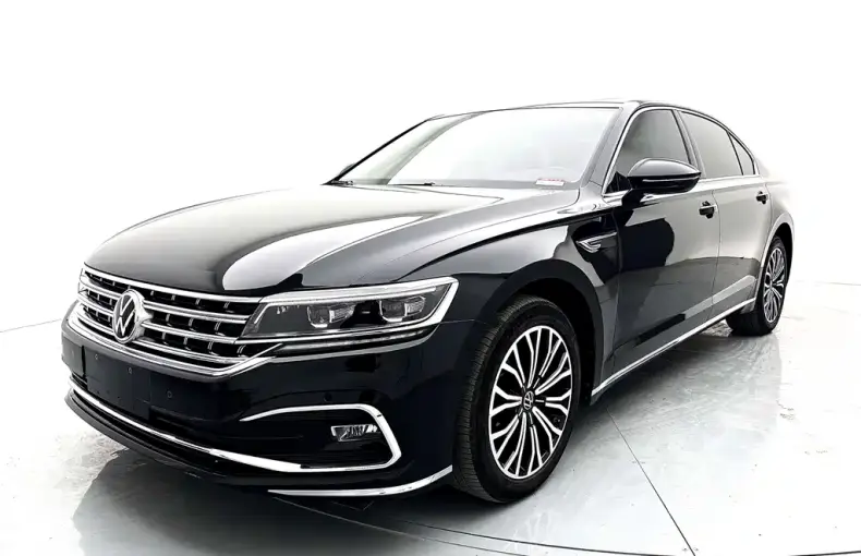 Volkswagen Phideon 2023 из Китая