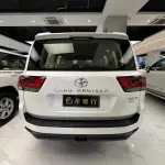 Toyota Land Cruiser лот 56588246 из Китая