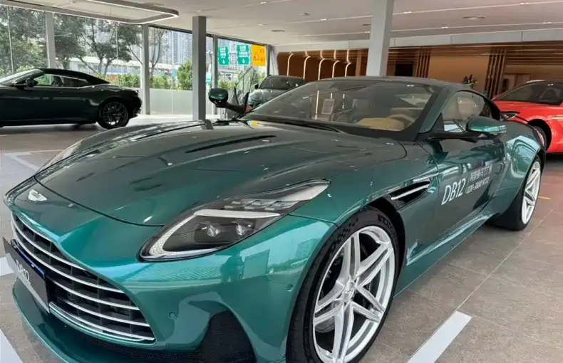 Aston Martin DB12 2024 из Китая