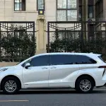 Toyota Sienna 2023 из Китая