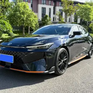 Changan UNI-V 2024 из Китая