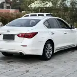 Infiniti Q50L 2016 211 л.с. из Китая