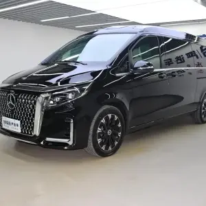 Mercedes-Benz V-Class 2025 231 л.с. из Китая