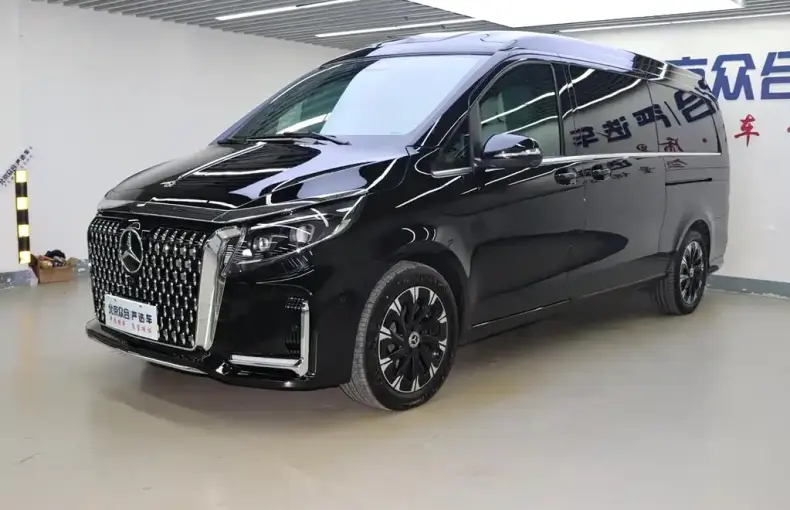 Mercedes-Benz V-Class 2025 из Китая