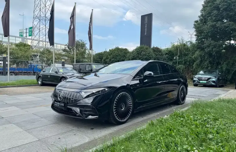 Mercedes-Benz EQS AMG 2025 из Китая