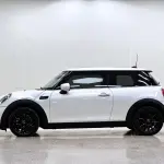 MINI Mini 2024 102 л.с. из Китая