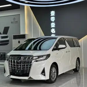 Toyota Alphard 2022 из Китая