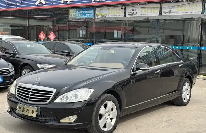 Mercedes-Benz S-Class 2009 из Китая