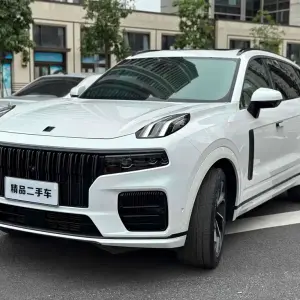 Lynk & Co 09 2022 из Китая