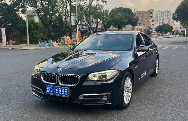 BMW 5 Series 2016 из Китая