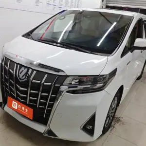 Toyota Alphard 2022 из Китая