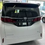 Toyota Alphard из Китая