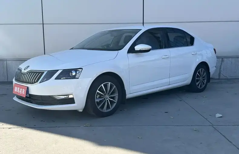 Skoda Octavia 2021 из Китая