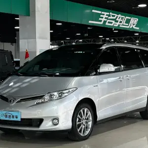 Toyota Previa 2012 из Китая