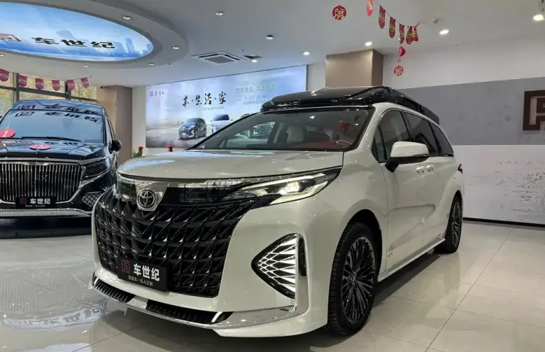 Toyota Sienna из Китая