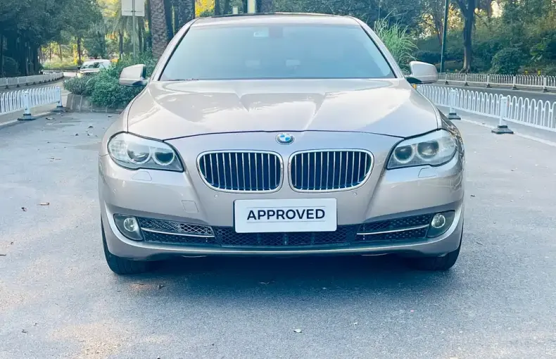 BMW 5 Series 2013 из Китая